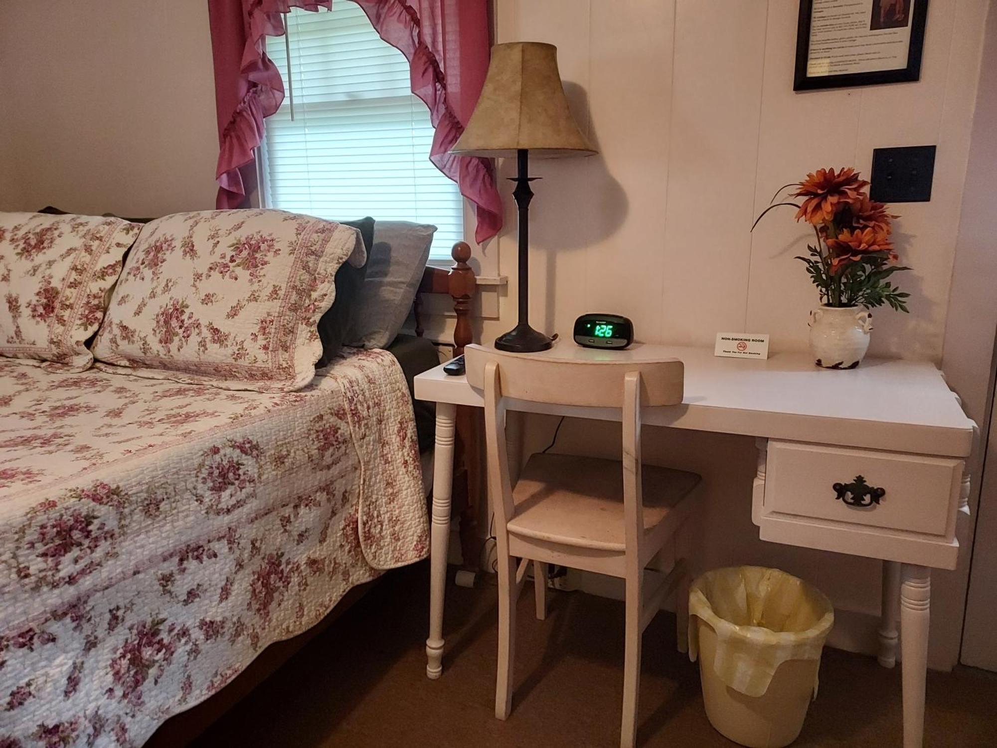Serenity Motel Shaftsbury Luaran gambar