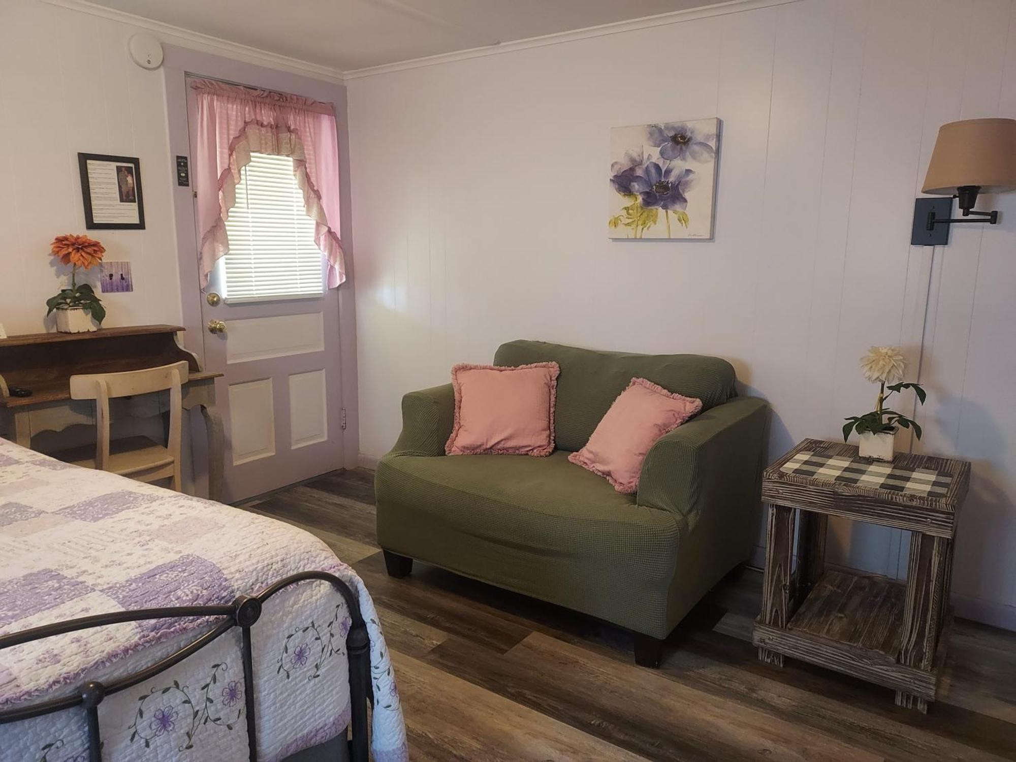 Serenity Motel Shaftsbury Luaran gambar