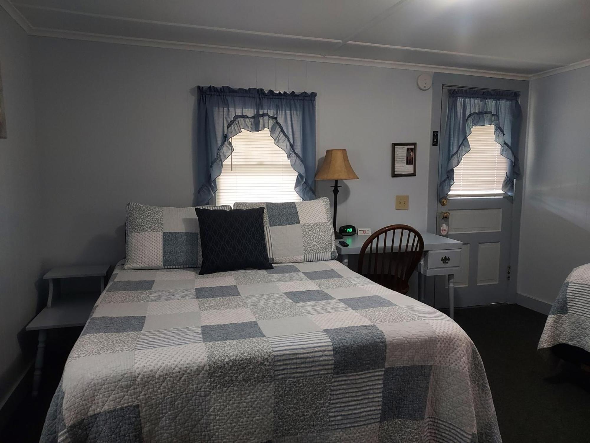 Serenity Motel Shaftsbury Luaran gambar